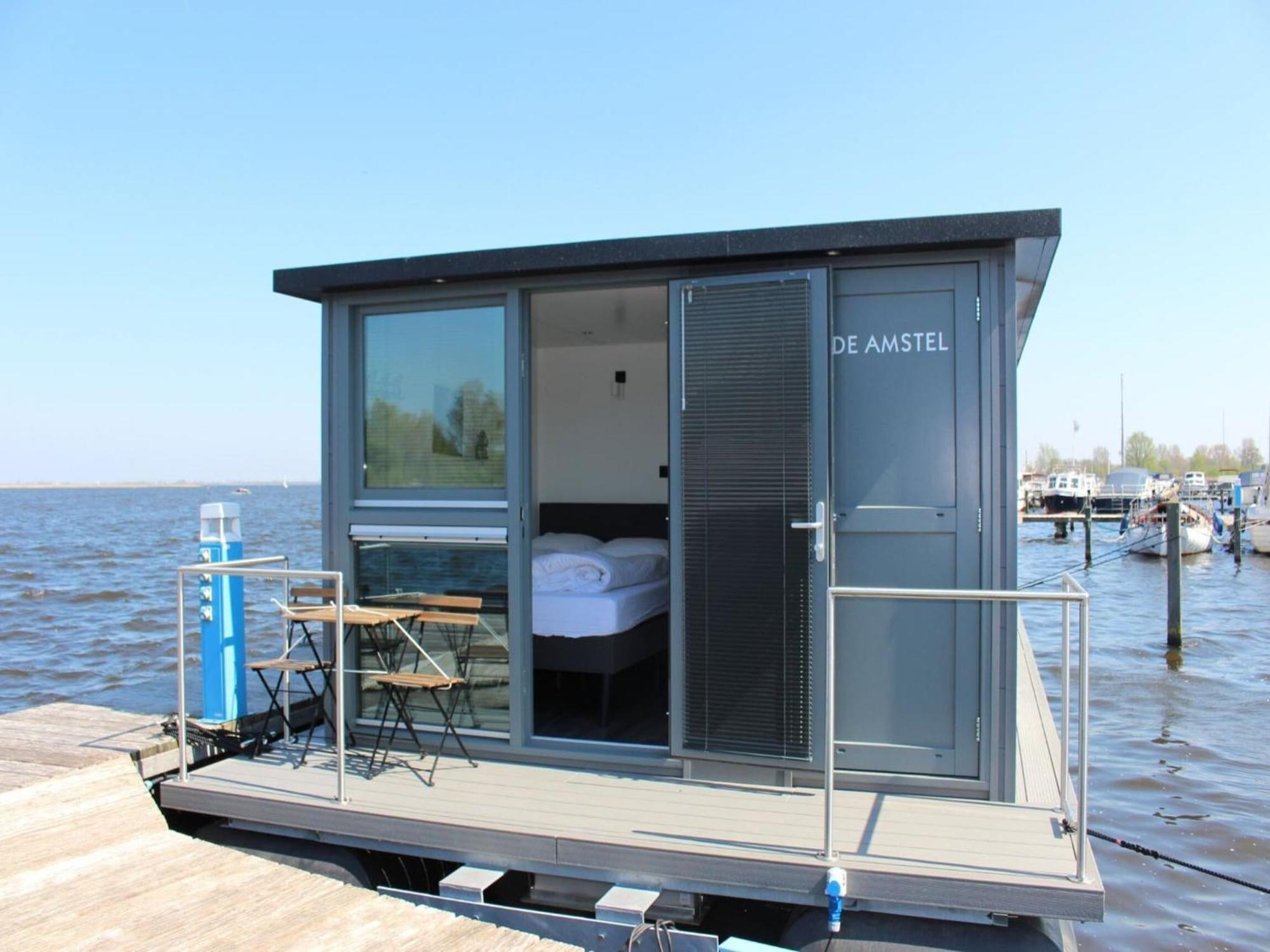 Modern Houseboat With Air Conditioning Located In Marina Uitgeest Екстер'єр фото